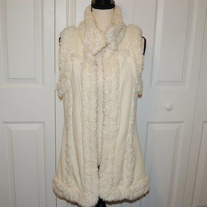 Lucky Brand Womens Cream Warm Vest w/faux fur trim